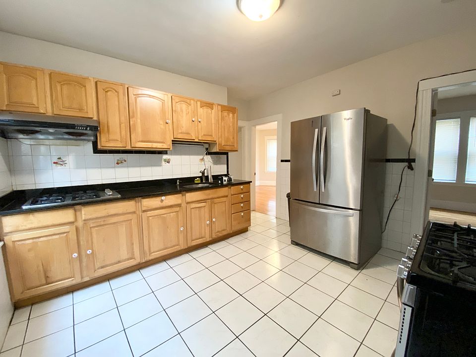 1st image of 40 Sudan St #1L
