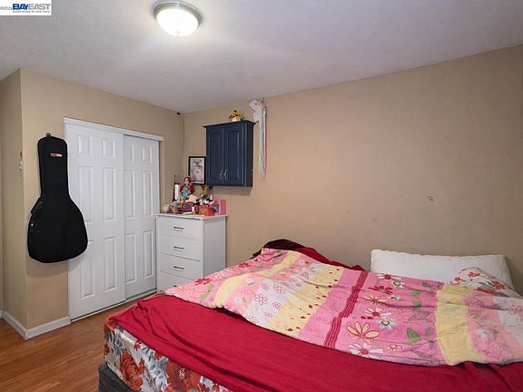 5th image of 634 8th St