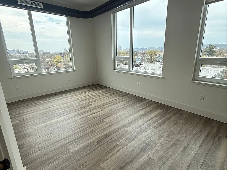 57 Washington St #7H — Photo 6