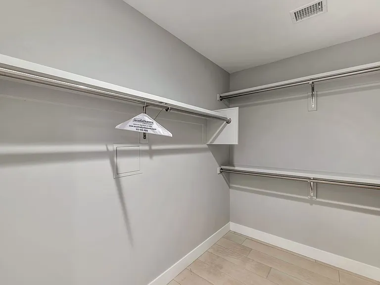 4525 N 40th St #9 — Photo 15