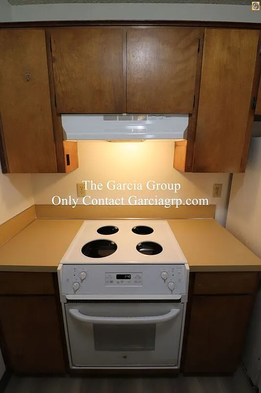 2 bed, 1.0 bath, 728 sqft, $1,495 — Photo 3