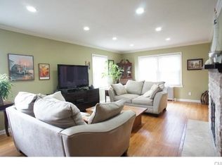 13 Sunset Pass, Wilton, CT 06897