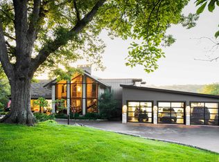 15558 E Kenabeck Trl, Cuba, IL 61427