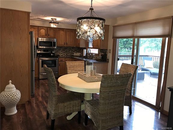 5th image of 5683 Walden Dr