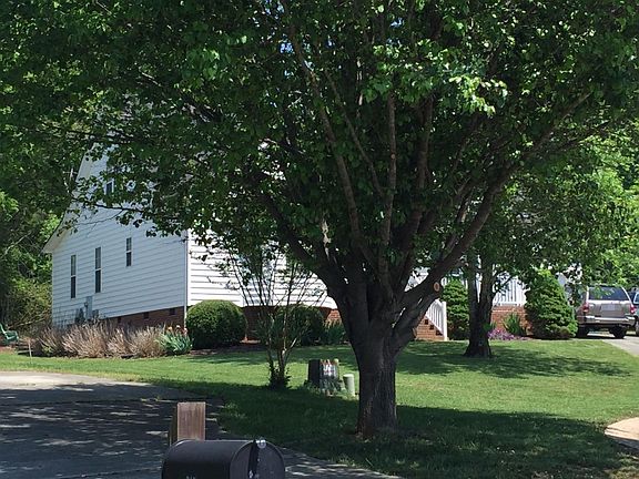 3rd image of 908 Borage Dr