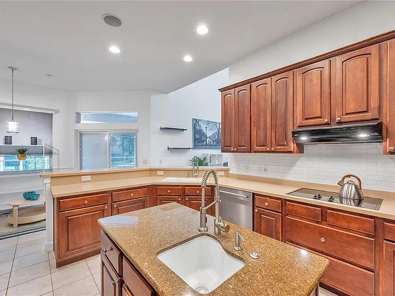 1507 W Windhorst Rd — Photo 25