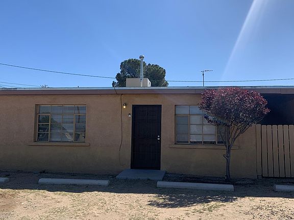 2nd image of 530 Pinon St #2