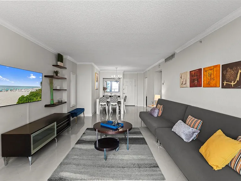 2501 S Ocean Dr #320 — Photo 13