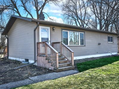 709 8th Ave NW, Waseca, MN, 56093
