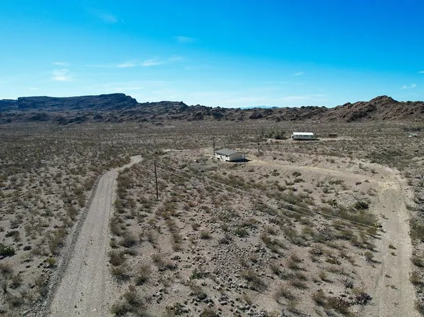 580 Luna Loca Way, Sierra Blanca, TX 79851