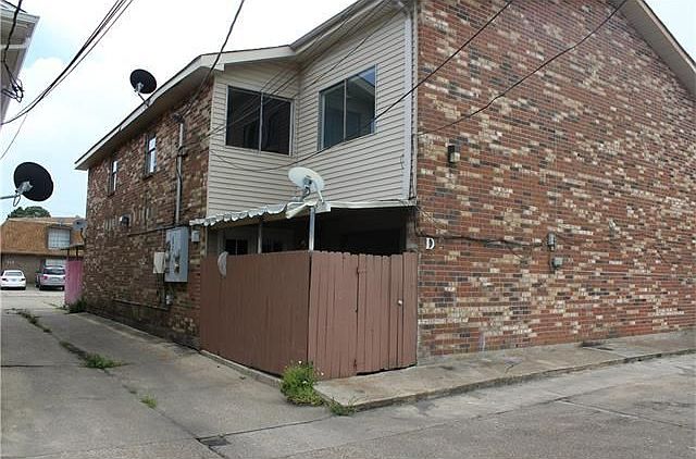 1st image of 716 Vouray Dr