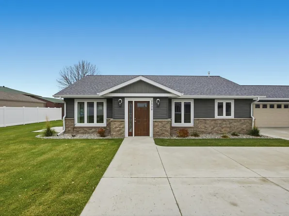 2338 30th Ave S, Fargo, ND 58104