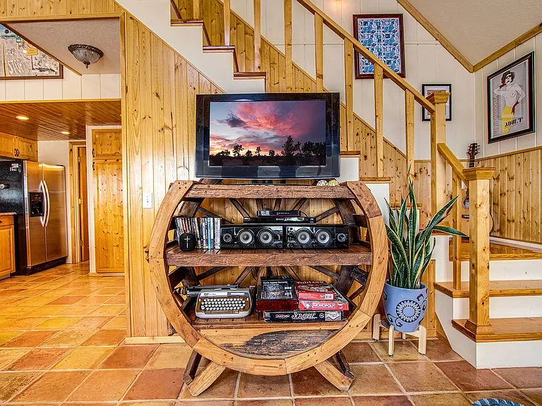 5031 Tom Mix Rd — Photo 11