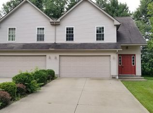 3098 Pleasant St NW, North Canton, OH 44720