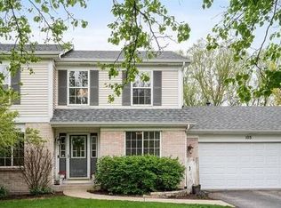 103 S Hankes Rd, Aurora, IL 60506