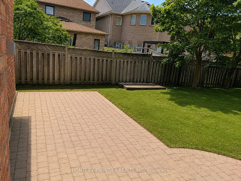 87 Estate Garden Dr — Photo 9