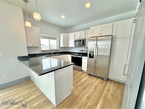 5th image of 508 Winston Ln Unit B