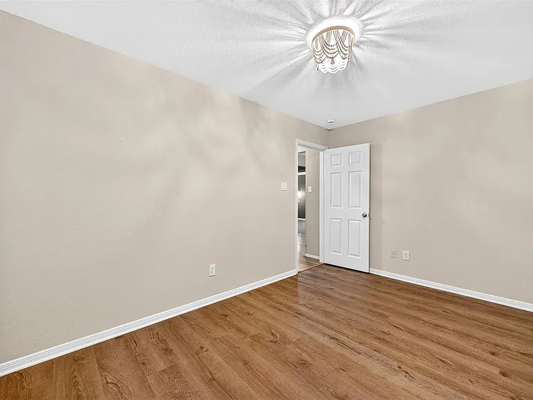 7815 Koloa River Ct — Photo 18
