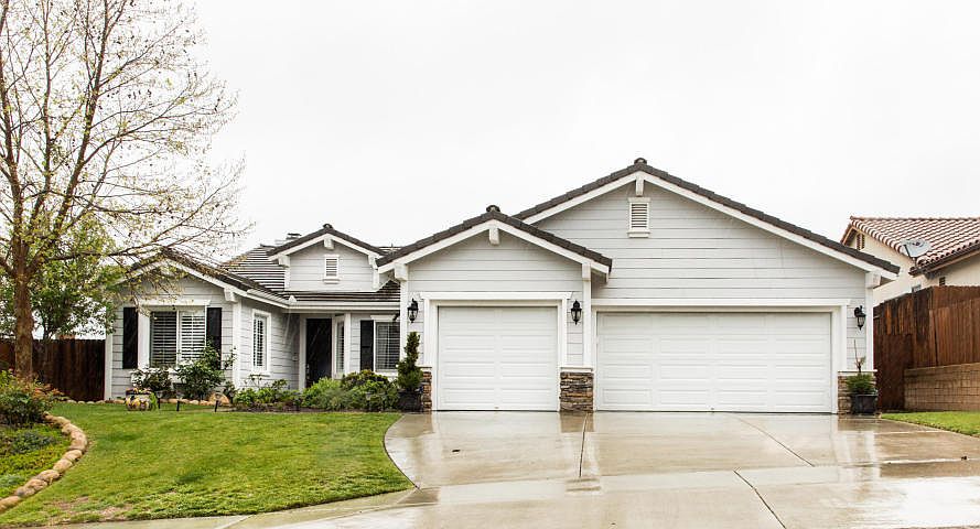 1st image of 505 Blue Blossom Way