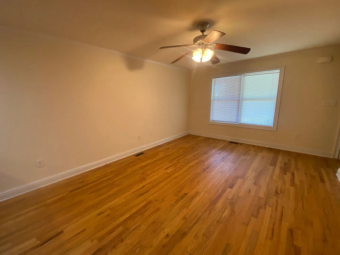 Pre-Leasing For August 6th 2027! — Photo 2