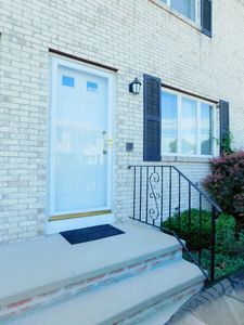 3 Sunflower Cir, North Providence, RI, 02911