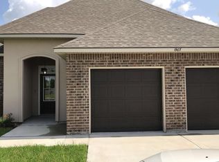 1907 Beau Blanc Dr, Lake Charles, LA 70607