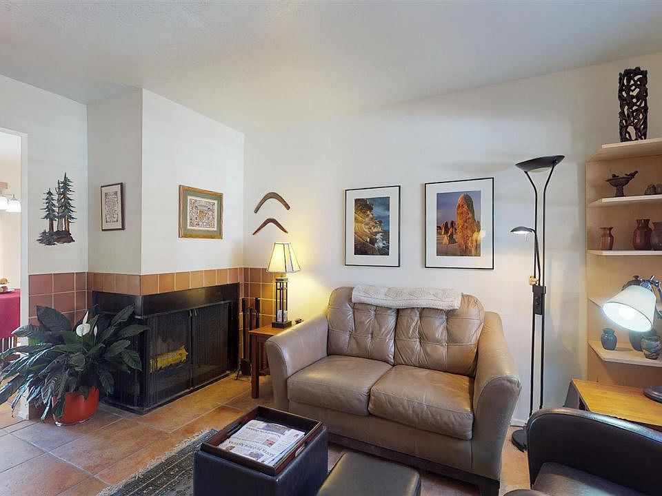 1st image of 2756 Calle Serena