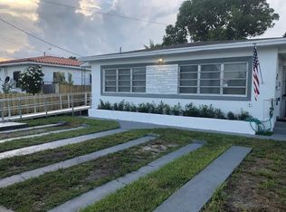 3585 SW 15th St, Miami, FL 33145