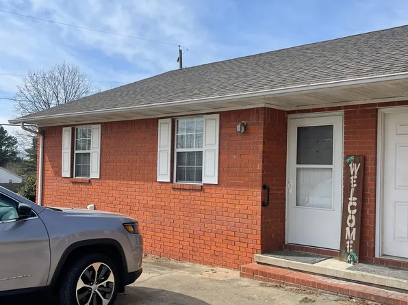 705 Thomas St APT 2, Paragould, AR 72450