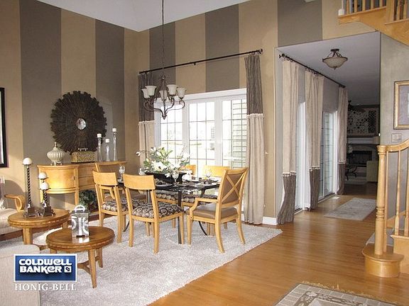 5th image of 26308 W Elizabeth Ct