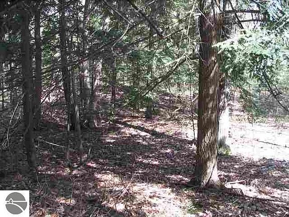 3rd image of 0 S Lake St