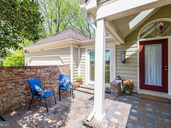 4th image of 10519 Elmsway Ct