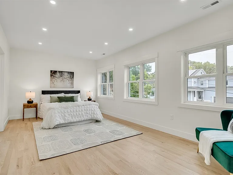 22 Estabrook Rd — Photo 22