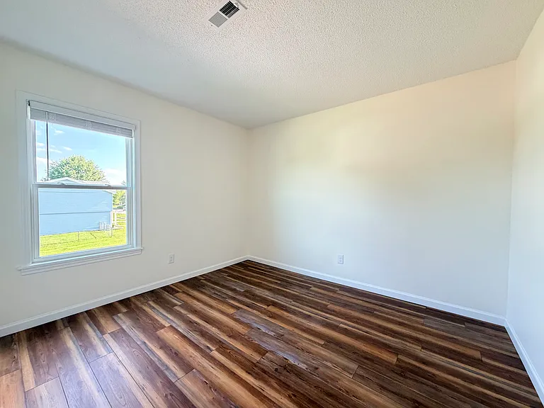2300 Donna Maria Dr #H — Photo 10