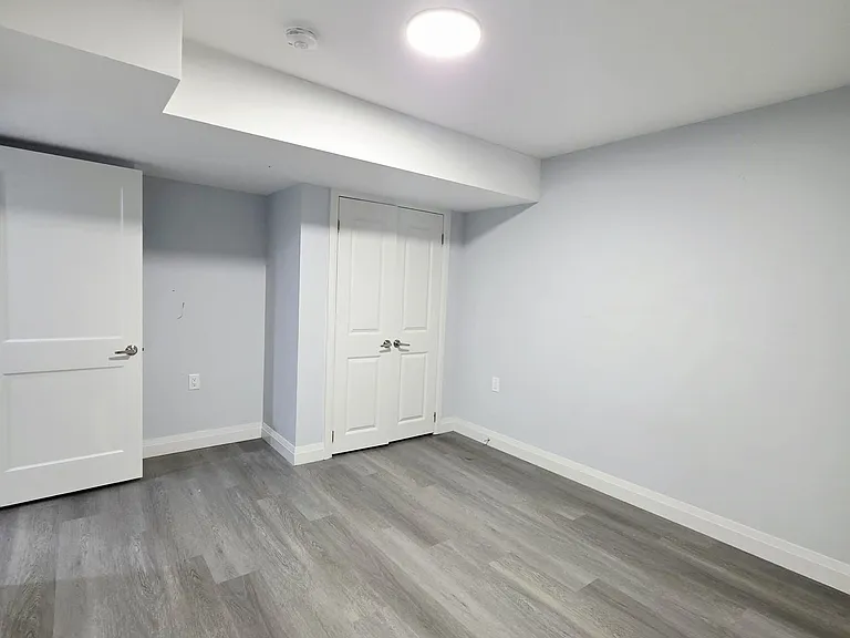 3756 Stewart Ave #BASEMENT — Photo 12