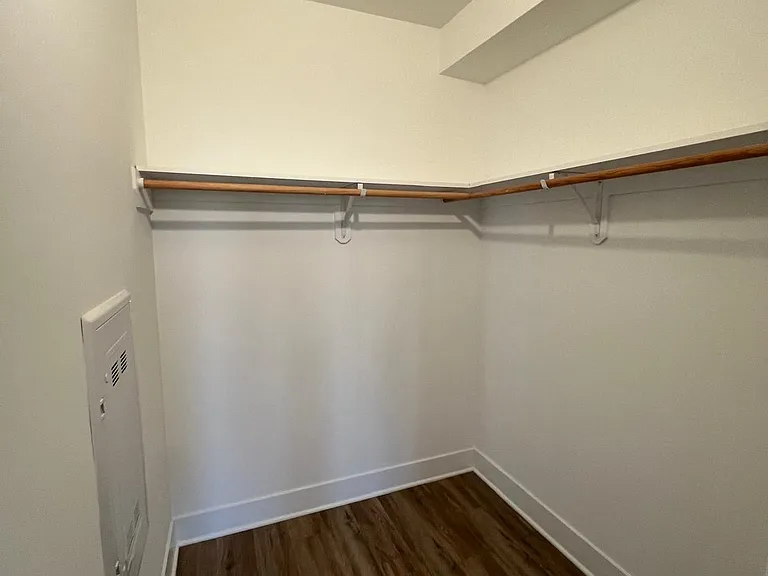 530 Cliff St — Photo 11