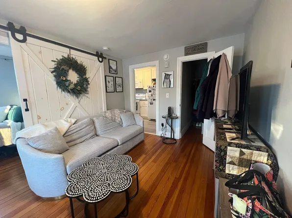 134 South St APT 5, Portsmouth, NH 03801