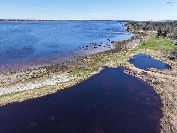 4th image of 516 Shore Rd