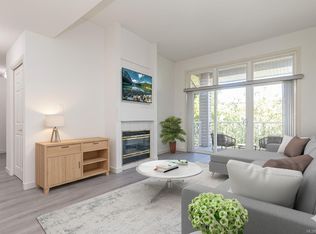 273 Moilliet St S #205, Parksville, BC V9P 2T1
