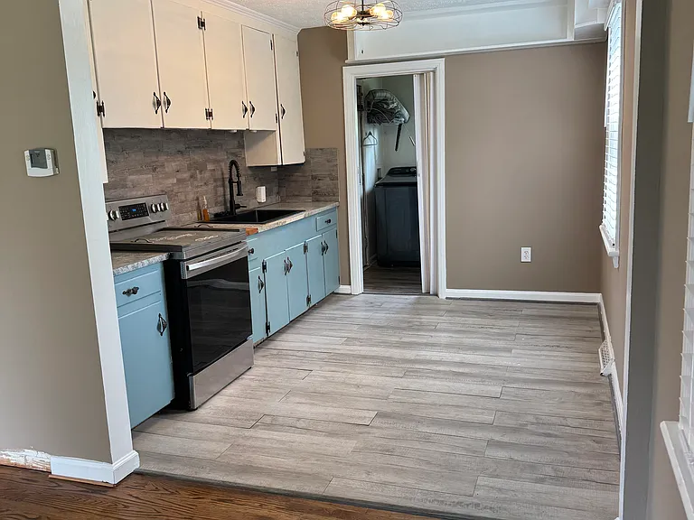 1408 Fort Manor Dr — Photo 5