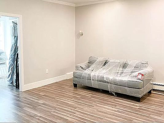 4th image of 445 52nd St Floor 3