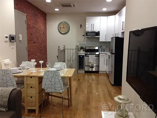 Rented by Oxford Property Group | media 9