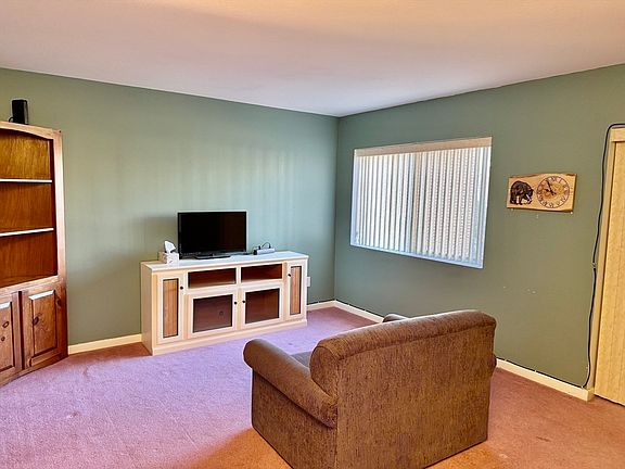 5th image of 45 Bayberry Dr APT 2