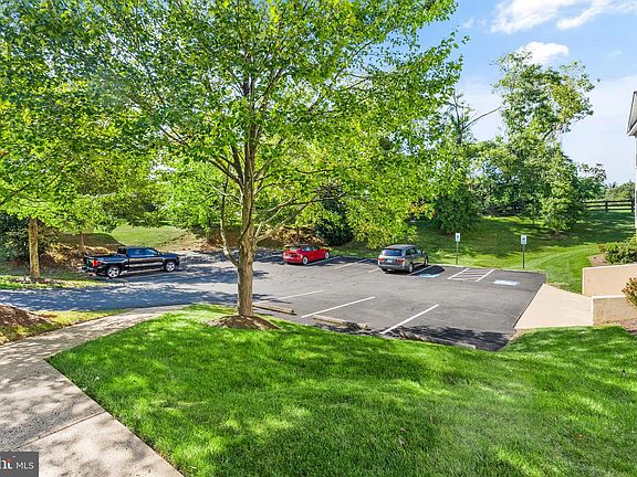 5th image of 6704 Holly Farm Ln Unit 112