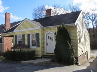 424 W Main St, Mount Sterling, KY 40353