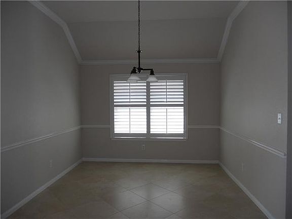 4th image of 3707 Longhorn Acres St