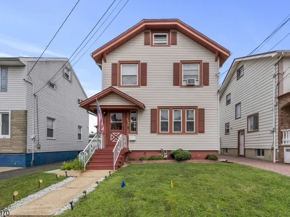 529 Burnham Rd, Elizabeth City, NJ 07202