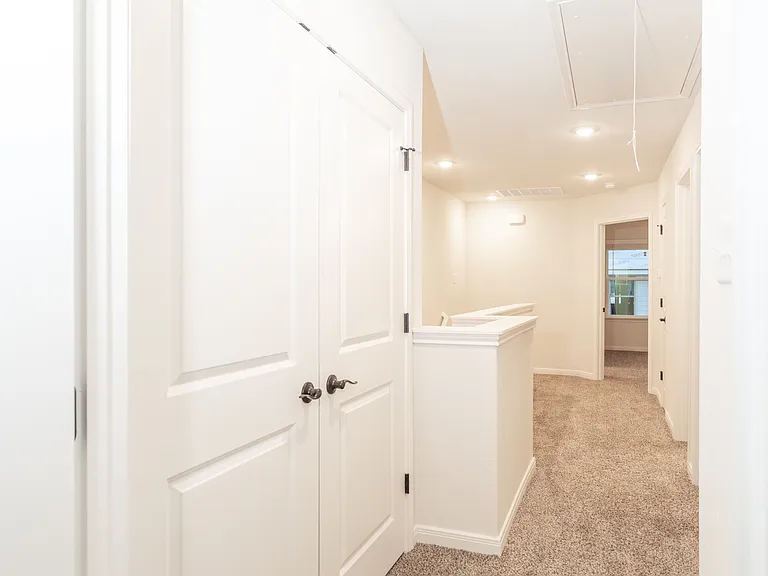 13902 Enzo Gate — Photo 6