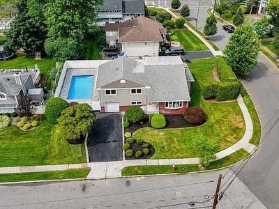 714 Village Rd, Oradell, NJ, 07649