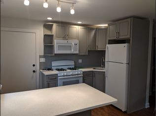3143 S Halsted St APT 2-R, Chicago, IL 60608